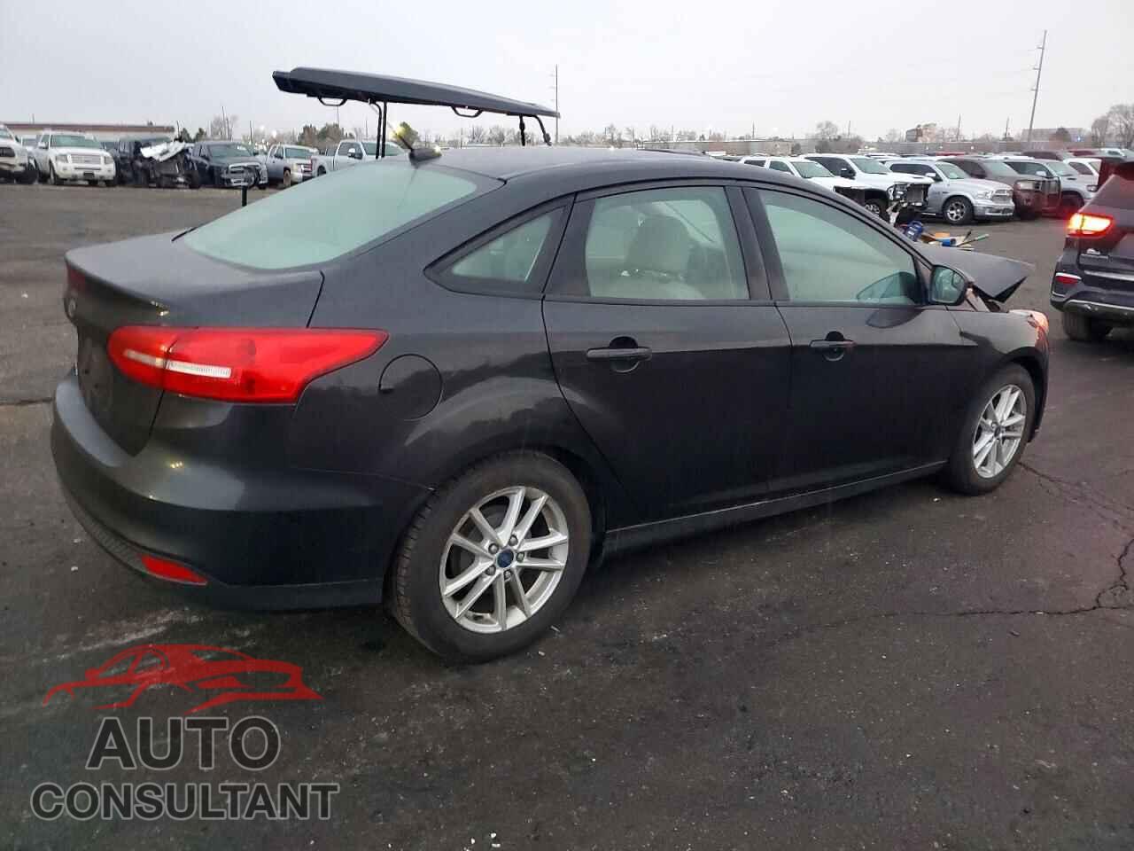 FORD FOCUS 2015 - 1FADP3F23FL300801