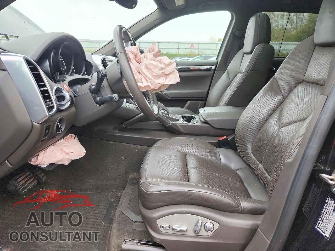 PORSCHE CAYENNE 2017 - WP1AA2A23HKA86612
