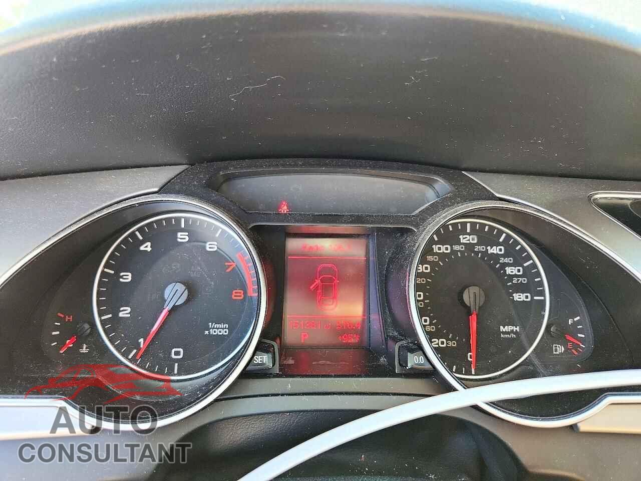 AUDI A5 2011 - WAUCFAFR0BA041682