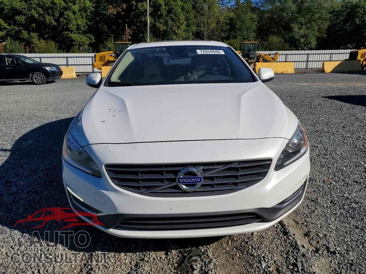 VOLVO S60 2015 - YV140MFB8F1306281