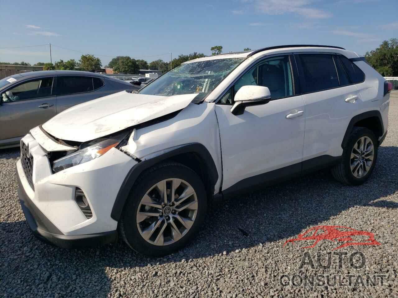 TOYOTA RAV4 2019 - 2T3C1RFV5KC028071