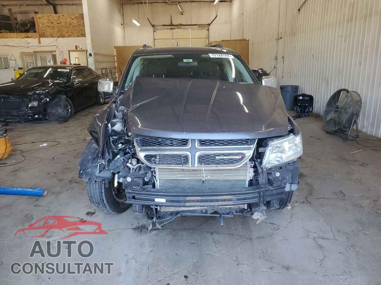 DODGE JOURNEY 2017 - 3C4PDCBB2HT588453