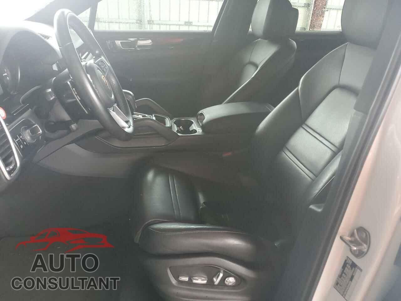 PORSCHE CAYENNE 2020 - WP1BA2AY4LDA46268