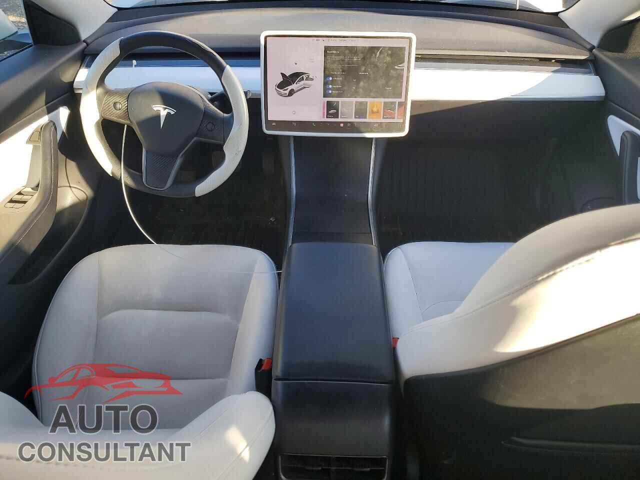 TESLA MODEL 3 2020 - 5YJ3E1EA6LF805108