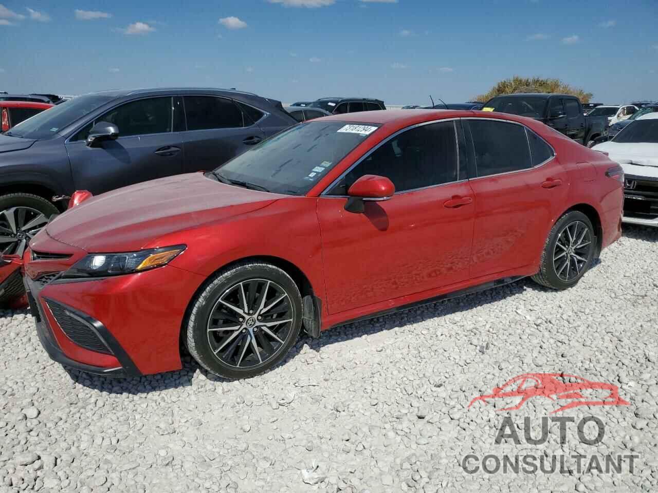 TOYOTA CAMRY 2022 - 4T1G11AK0NU068246