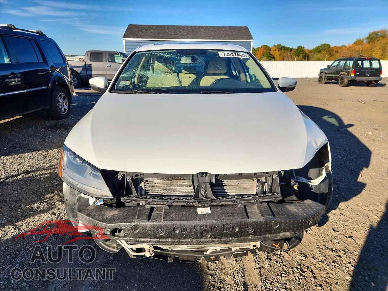 VOLKSWAGEN JETTA 2017 - 3VWDB7AJXHM364590