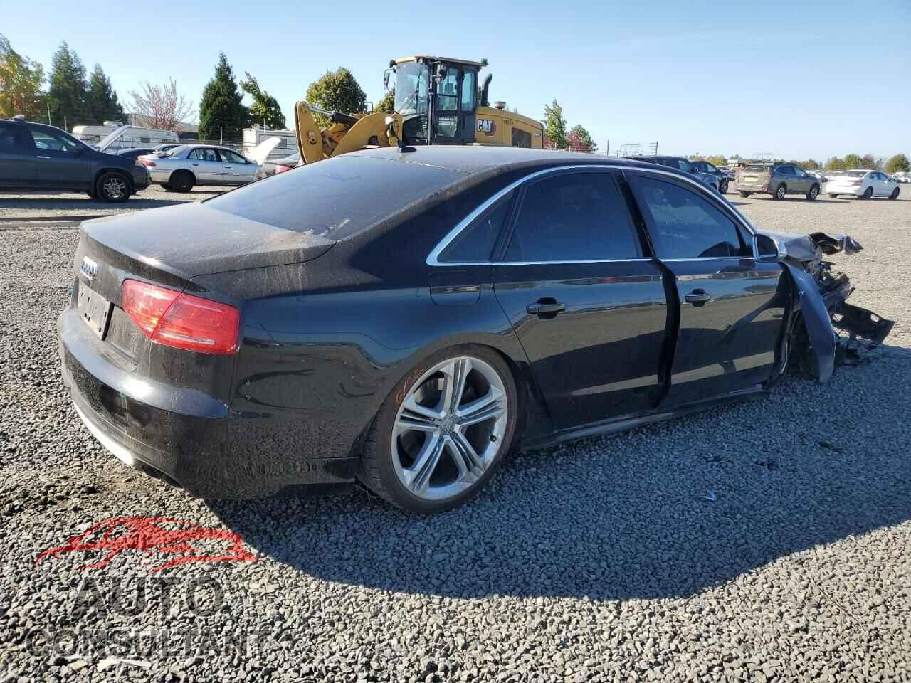 AUDI S8 2013 - WAUD2AFD7DN018965