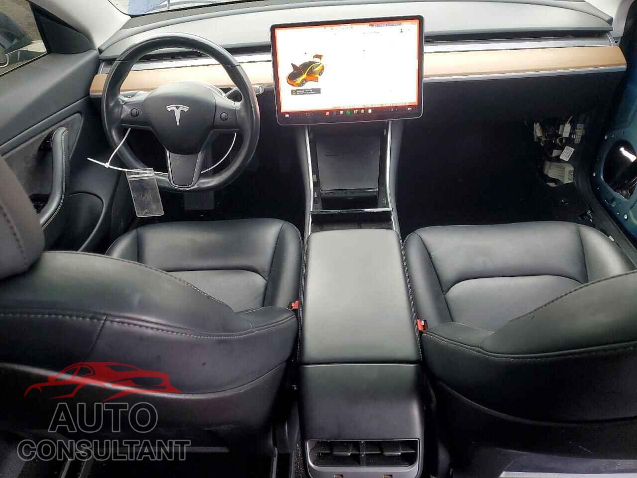 TESLA MODEL 3 2018 - 5YJ3E1EA8JF040254