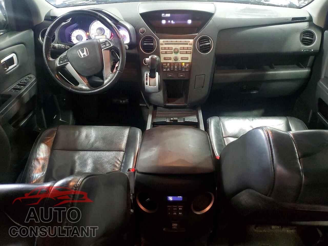 HONDA PILOT 2011 - 5FNYF4H54BB106819
