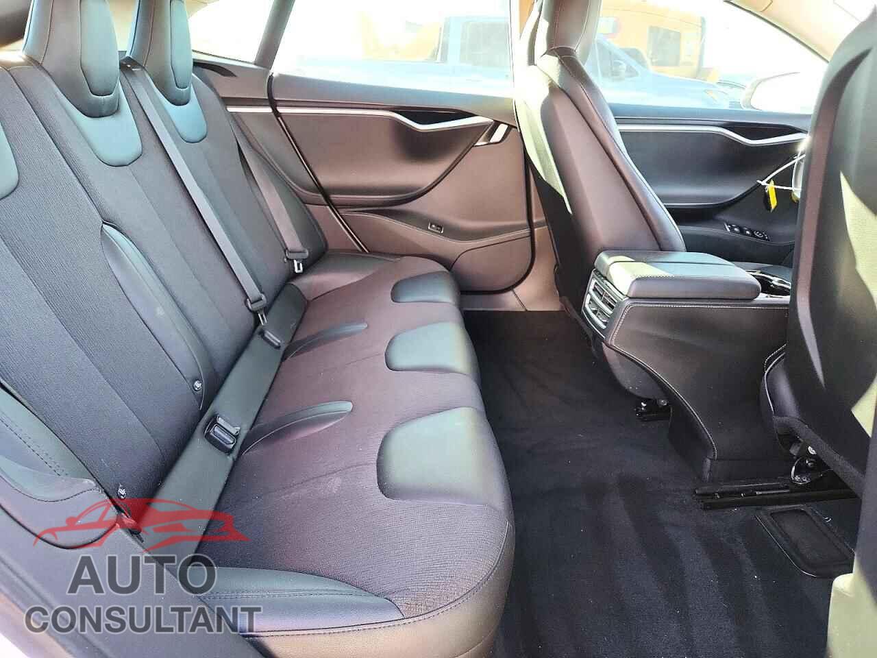 TESLA MODEL S 2014 - 5YJSA1H11EFP68183