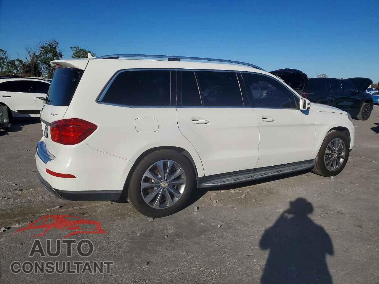 MERCEDES-BENZ GL-CLASS 2015 - 4JGDF2EE8FA482179
