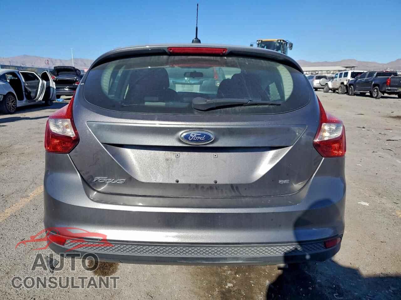 FORD FOCUS 2014 - 1FADP3K2XEL453325