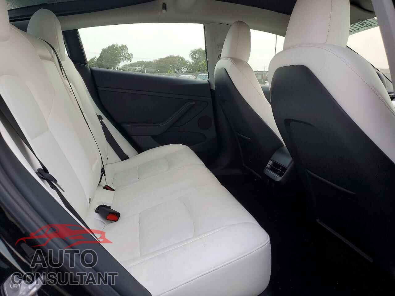 TESLA MODEL 3 2023 - 5YJ3E1EA2PF715850