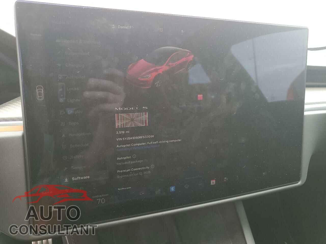 TESLA MODEL S 2024 - 5YJSA1E60RF533098