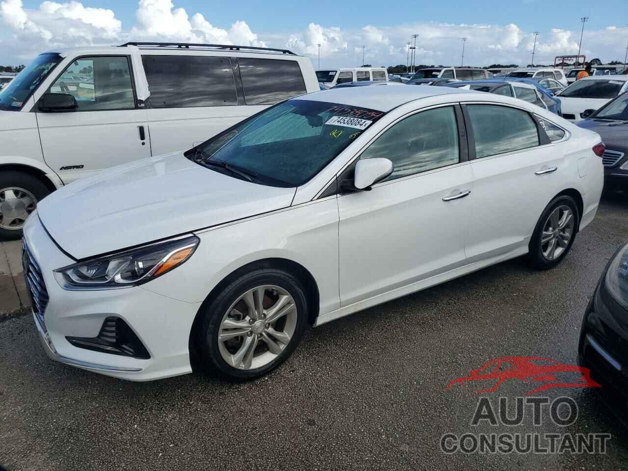 HYUNDAI SONATA 2018 - 5NPE34AF3JH640683