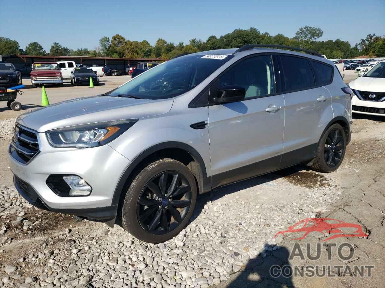 FORD ESCAPE 2017 - 1FMCU0GD6HUD04086
