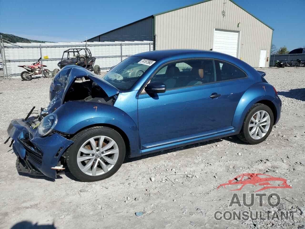 VOLKSWAGEN BEETLE 2017 - 3VWF17AT7HM628507