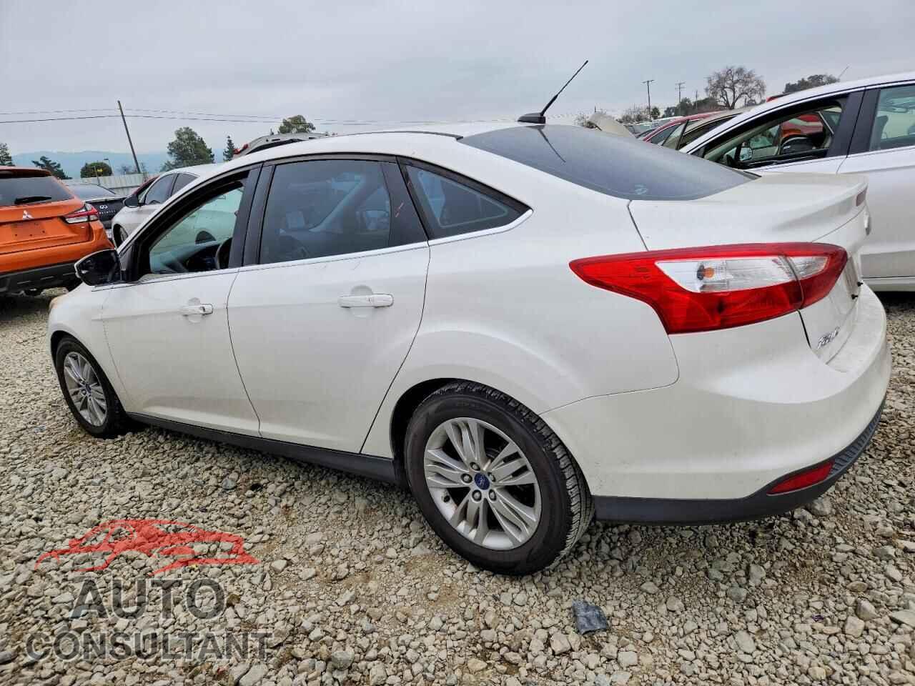 FORD FOCUS 2012 - 1FAHP3H25CL237338