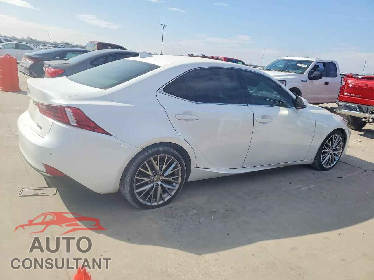 LEXUS IS 2014 - JTHBF1D28E5010678