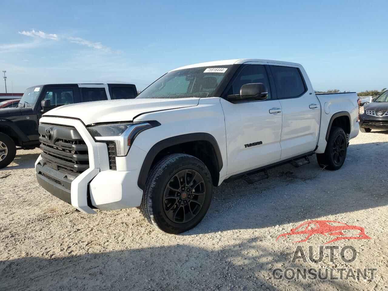 TOYOTA TUNDRA 2024 - 5TFLA5DB9RX135842