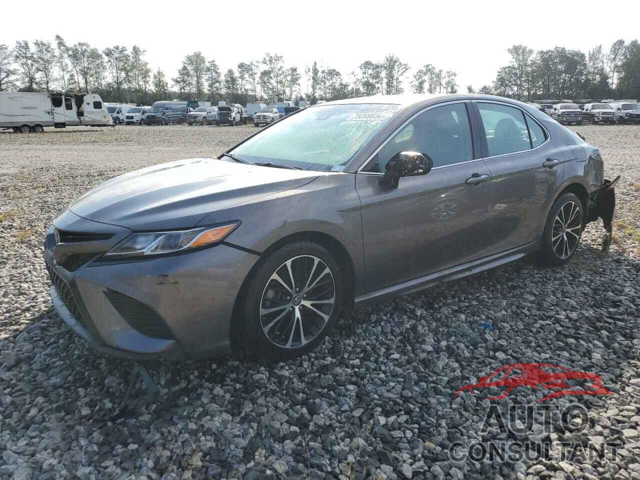 TOYOTA CAMRY 2018 - 4T1B11HK5JU127978