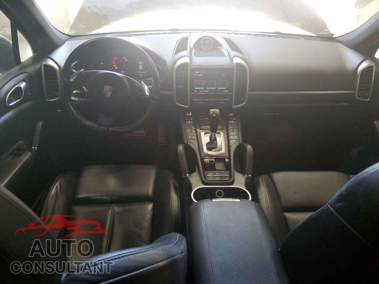 PORSCHE CAYENNE 2012 - WP1AA2A27CLA07994