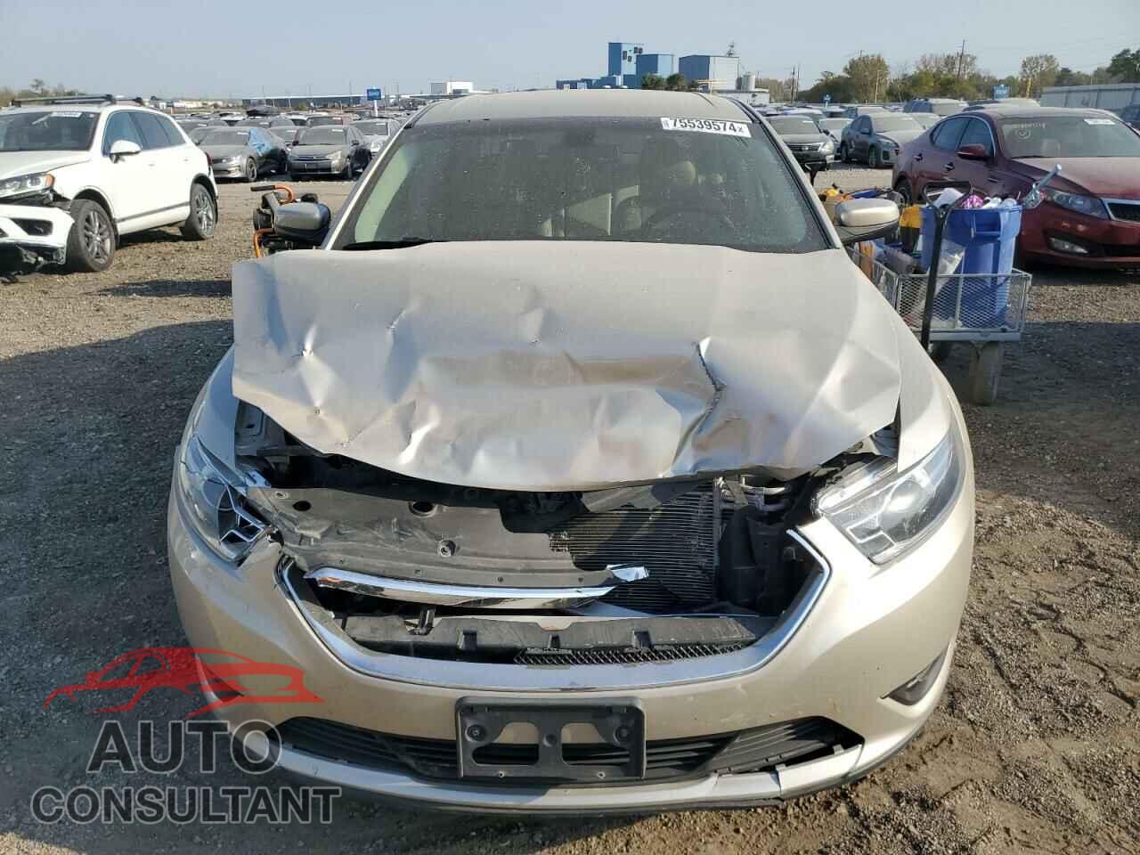FORD TAURUS 2017 - 1FAHP2H89HG110896