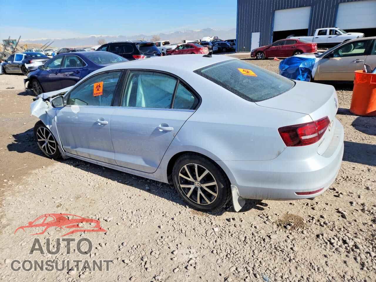 VOLKSWAGEN JETTA 2018 - 3VWDB7AJ2JM236074
