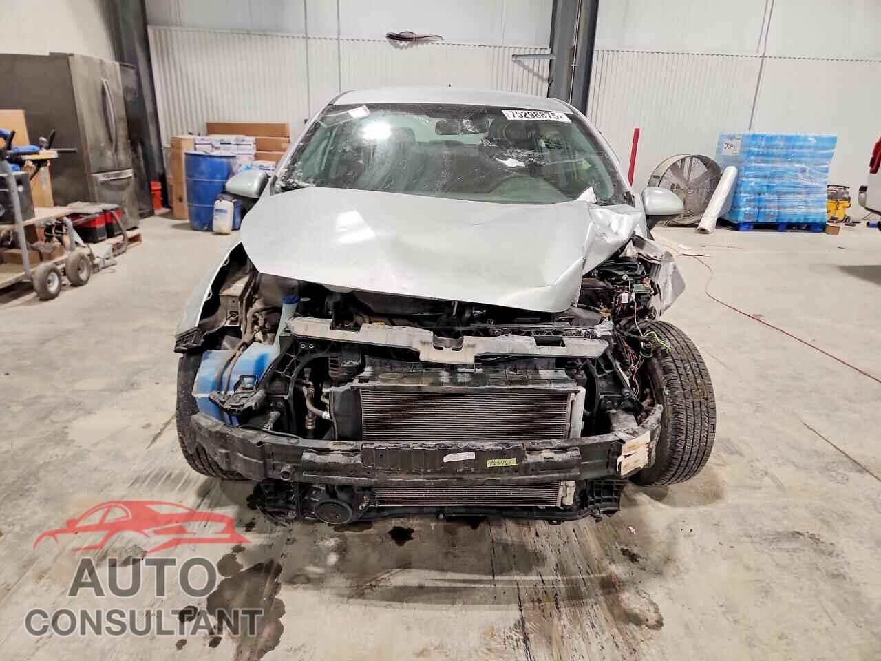 KIA RIO 2015 - KNADM4A35F6501099