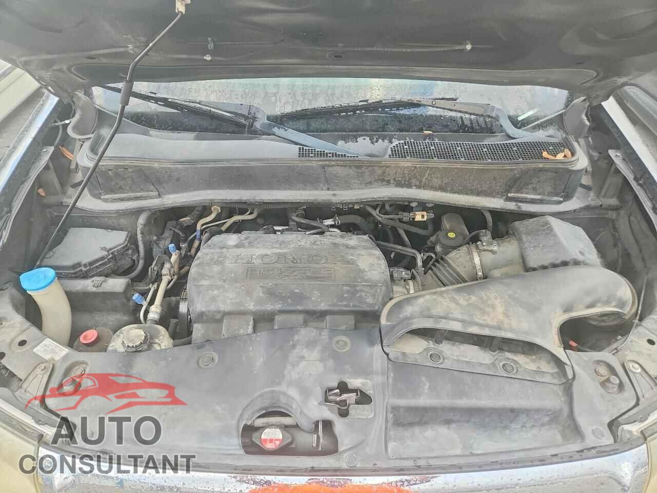 HONDA PILOT 2011 - 5FNYF3H96BB012776