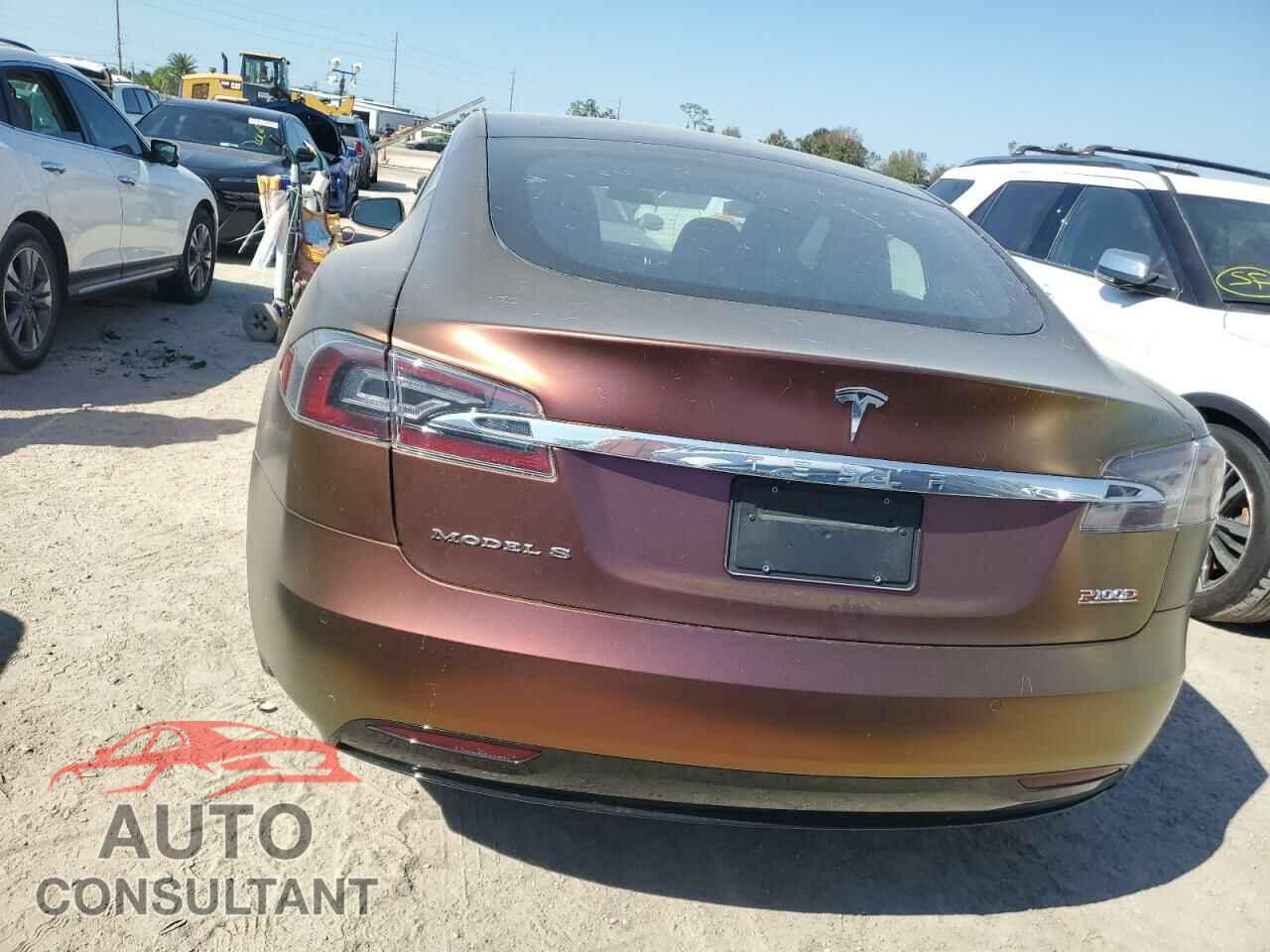 TESLA MODEL S 2018 - 5YJSA1E4XJF245978