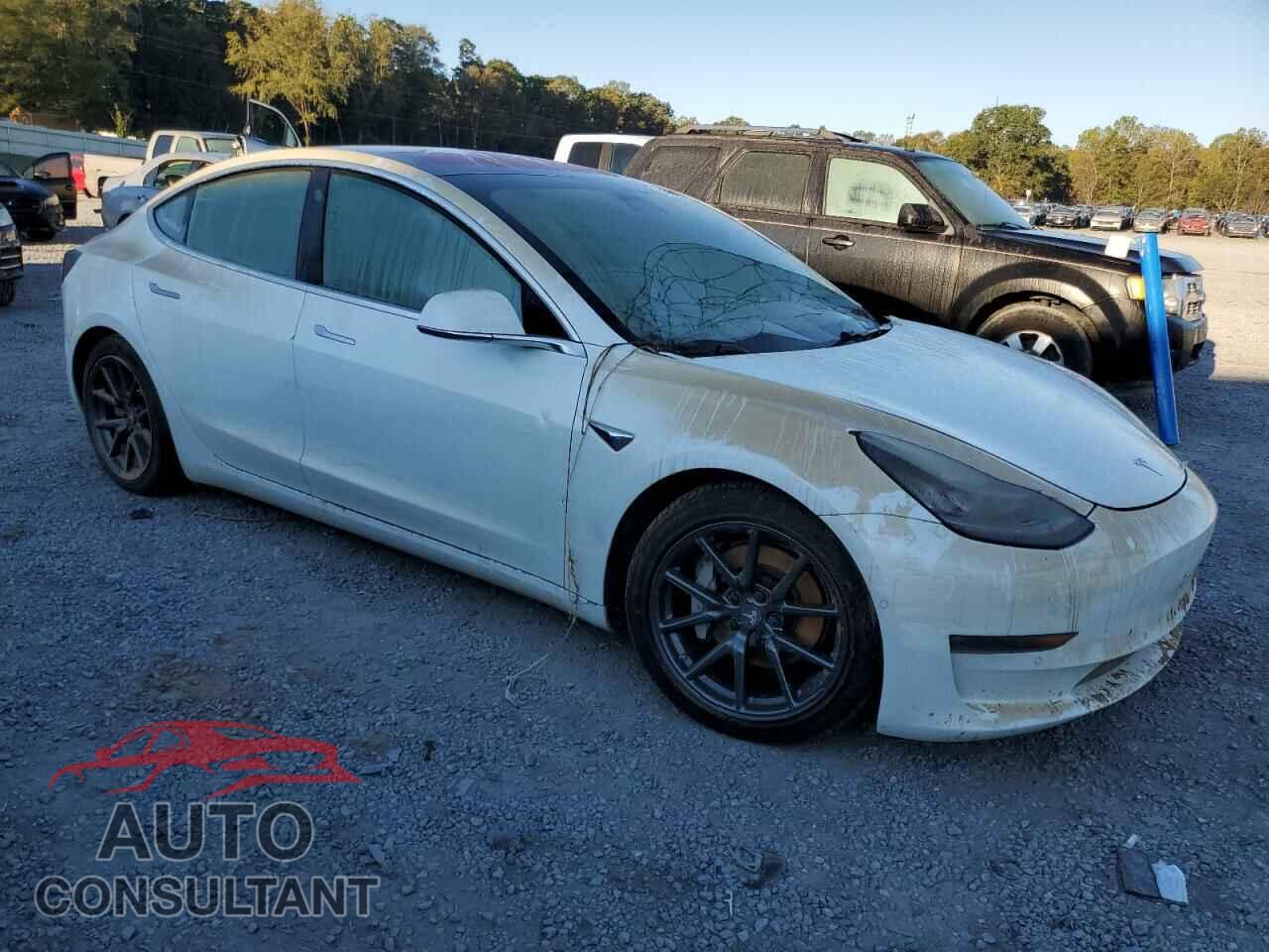 TESLA MODEL 3 2018 - 5YJ3E1EA7JF044523