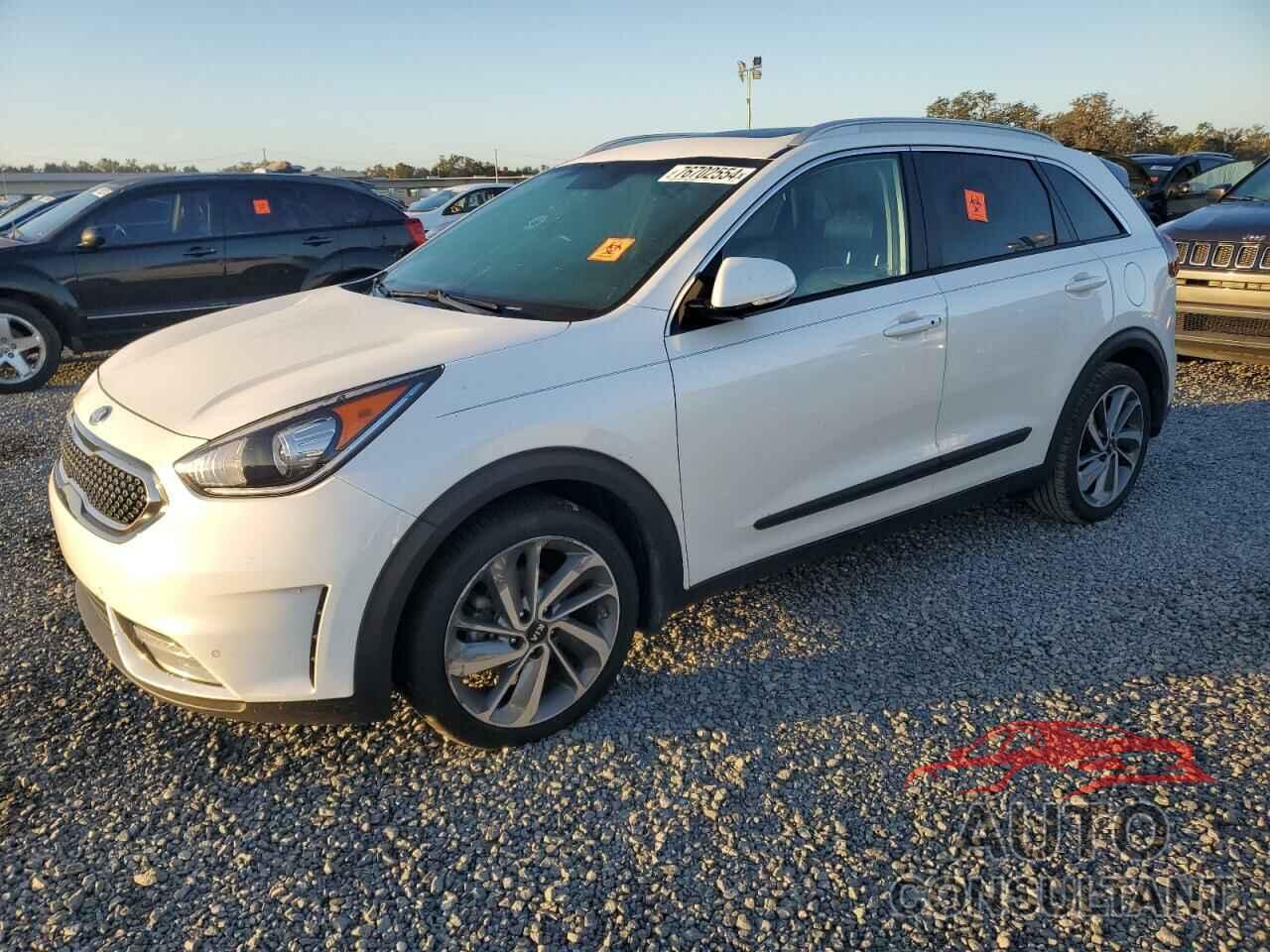 KIA NIRO 2017 - KNDCE3LC8H5043473
