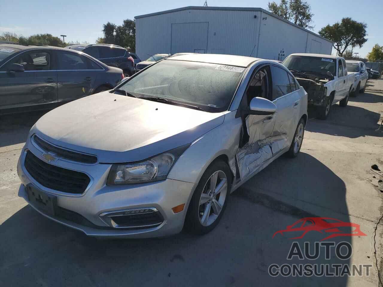 CHEVROLET CRUZE 2015 - 1G1PE5SB6F7235698