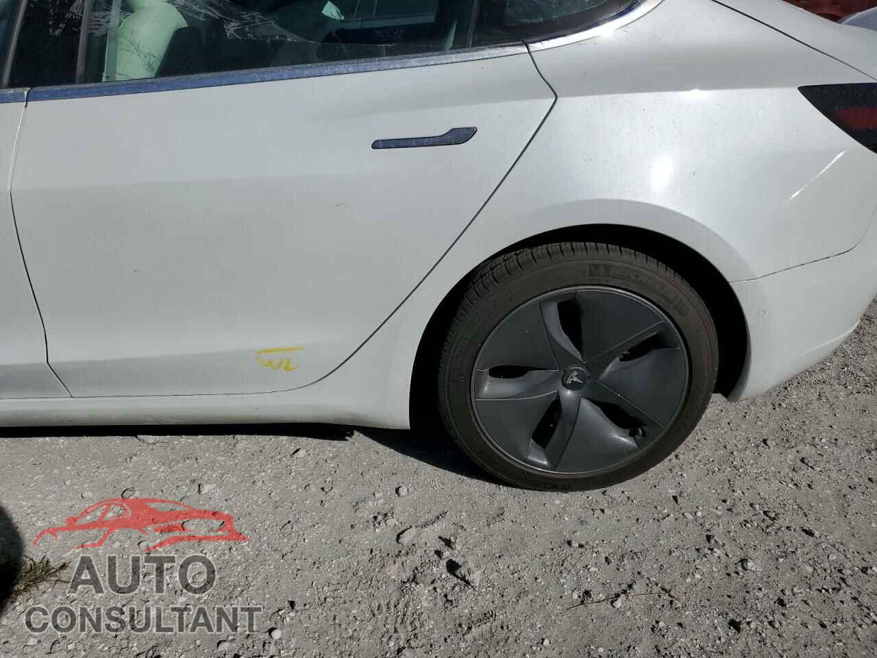 TESLA MODEL 3 2020 - 5YJ3E1EB3LF791323