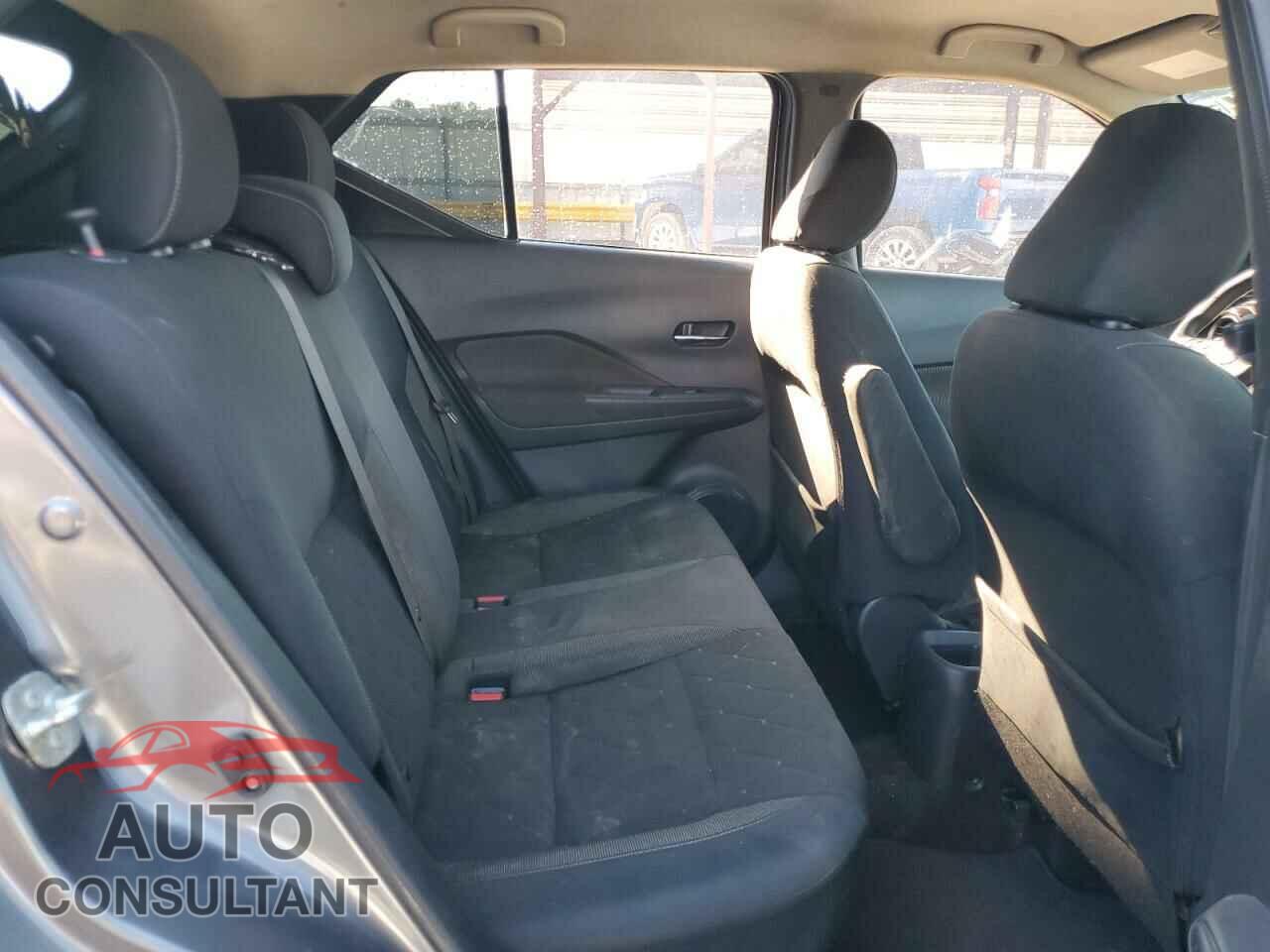 NISSAN KICKS 2019 - 3N1CP5CU3KL554176