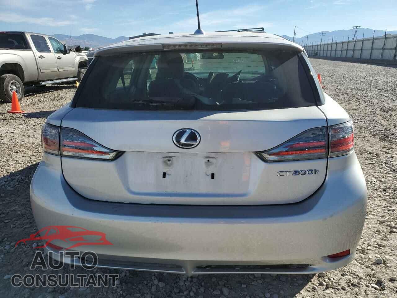 LEXUS CT 200 2011 - JTHKD5BH1B2016159