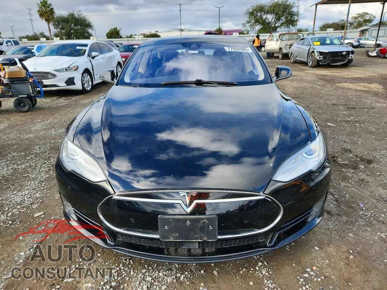 TESLA MODEL S 2016 - 5YJSA1E14GF132770