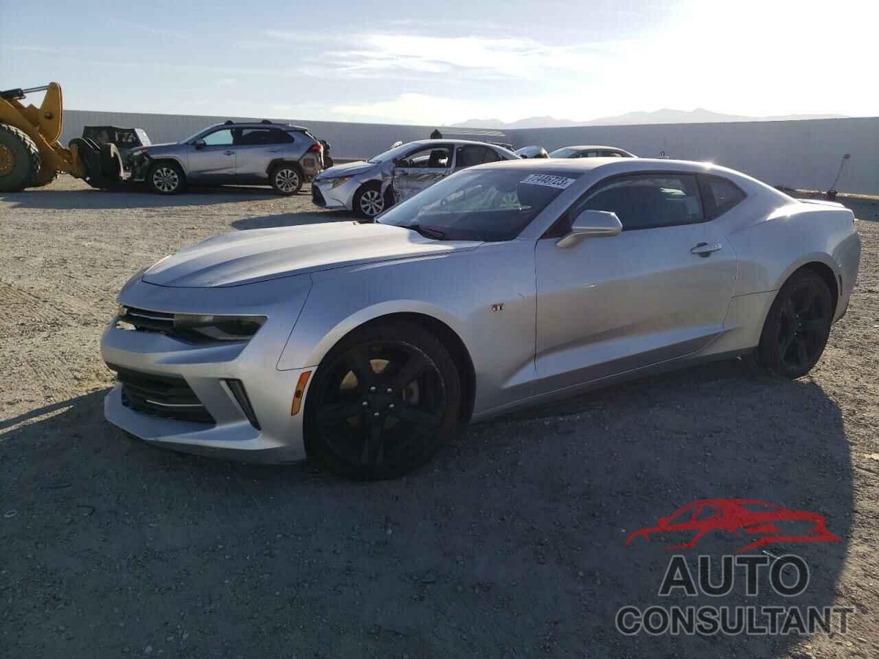 CHEVROLET CAMARO 2018 - 1G1FB1RX9J0187288