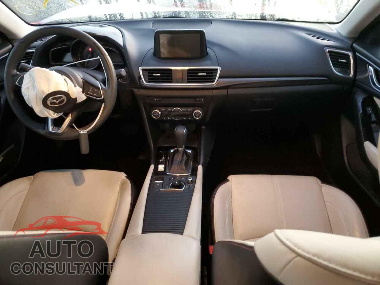 MAZDA 3 2017 - 3MZBN1W37HM127237