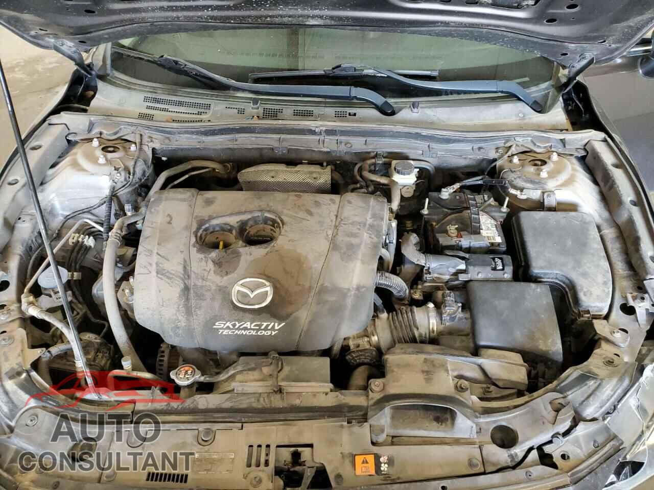 MAZDA 3 2017 - 3MZBN1L78HM135175
