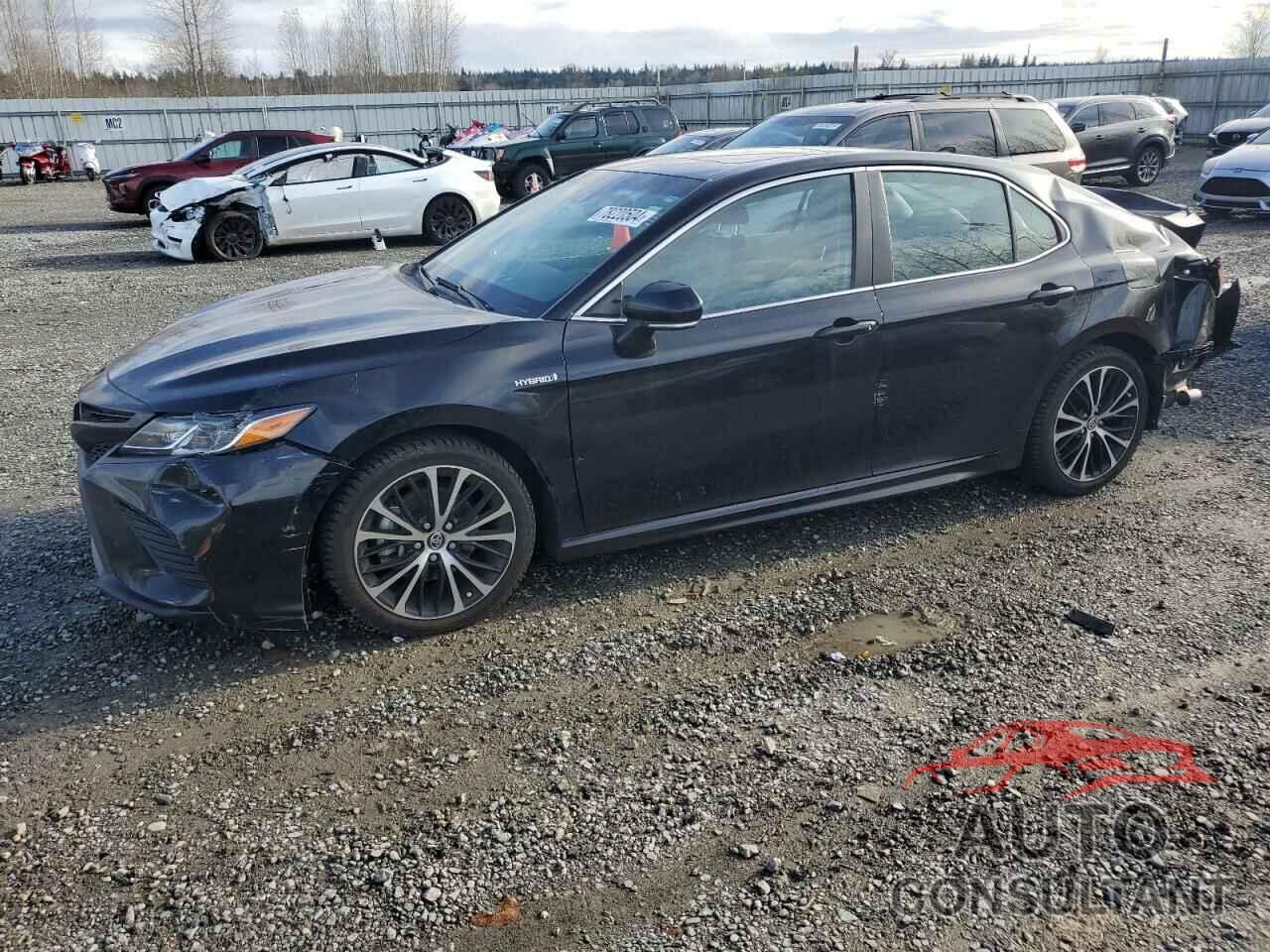 TOYOTA CAMRY 2018 - 4T1B21HK9JU507161