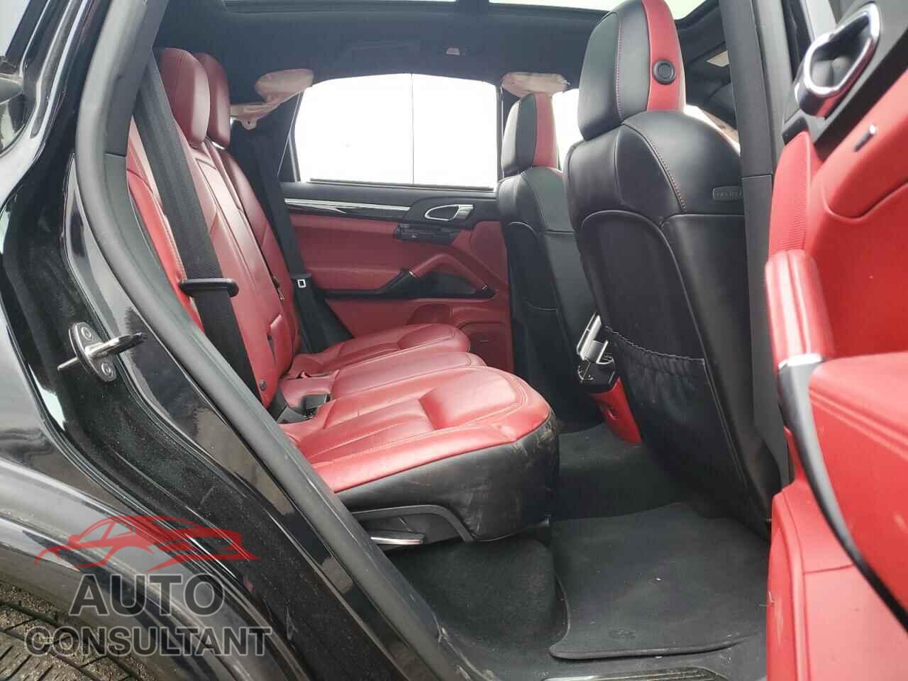 PORSCHE CAYENNE 2017 - WP1AA2A27HKA90954