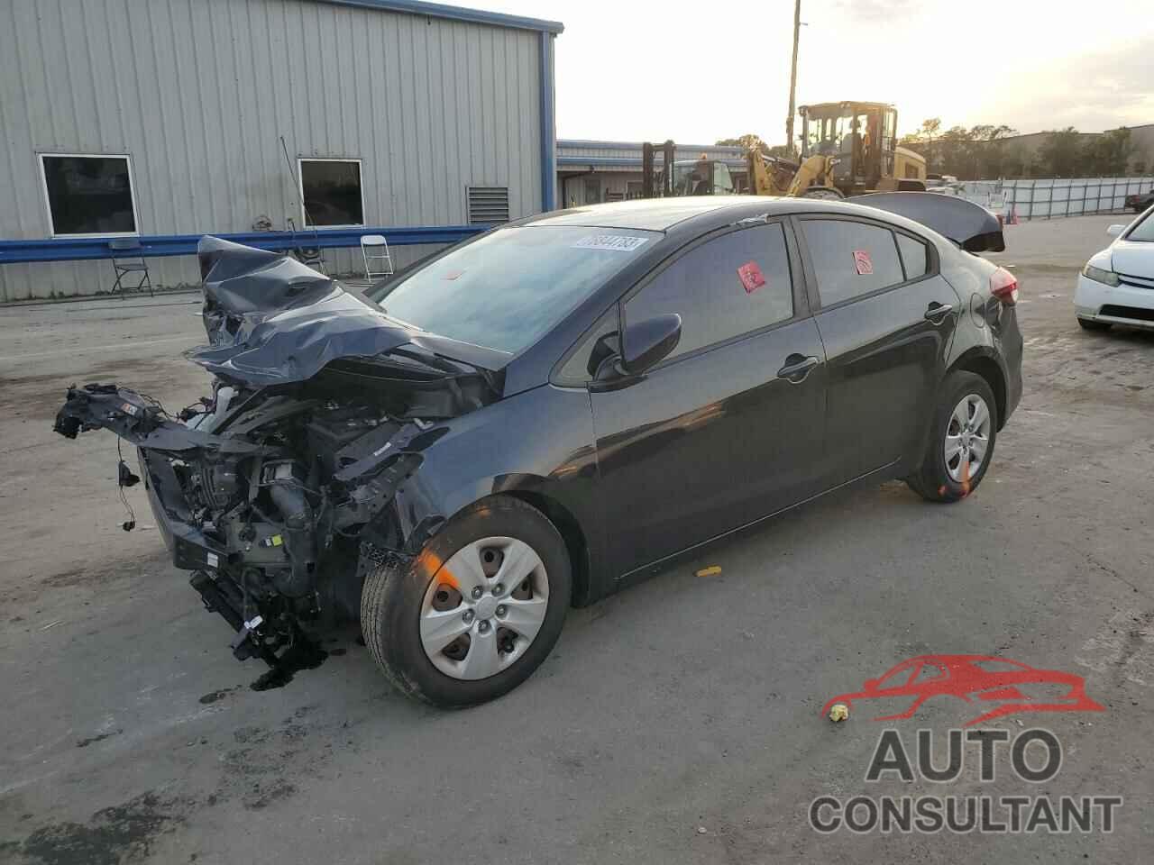 KIA FORTE 2018 - 3KPFK4A77JE181646