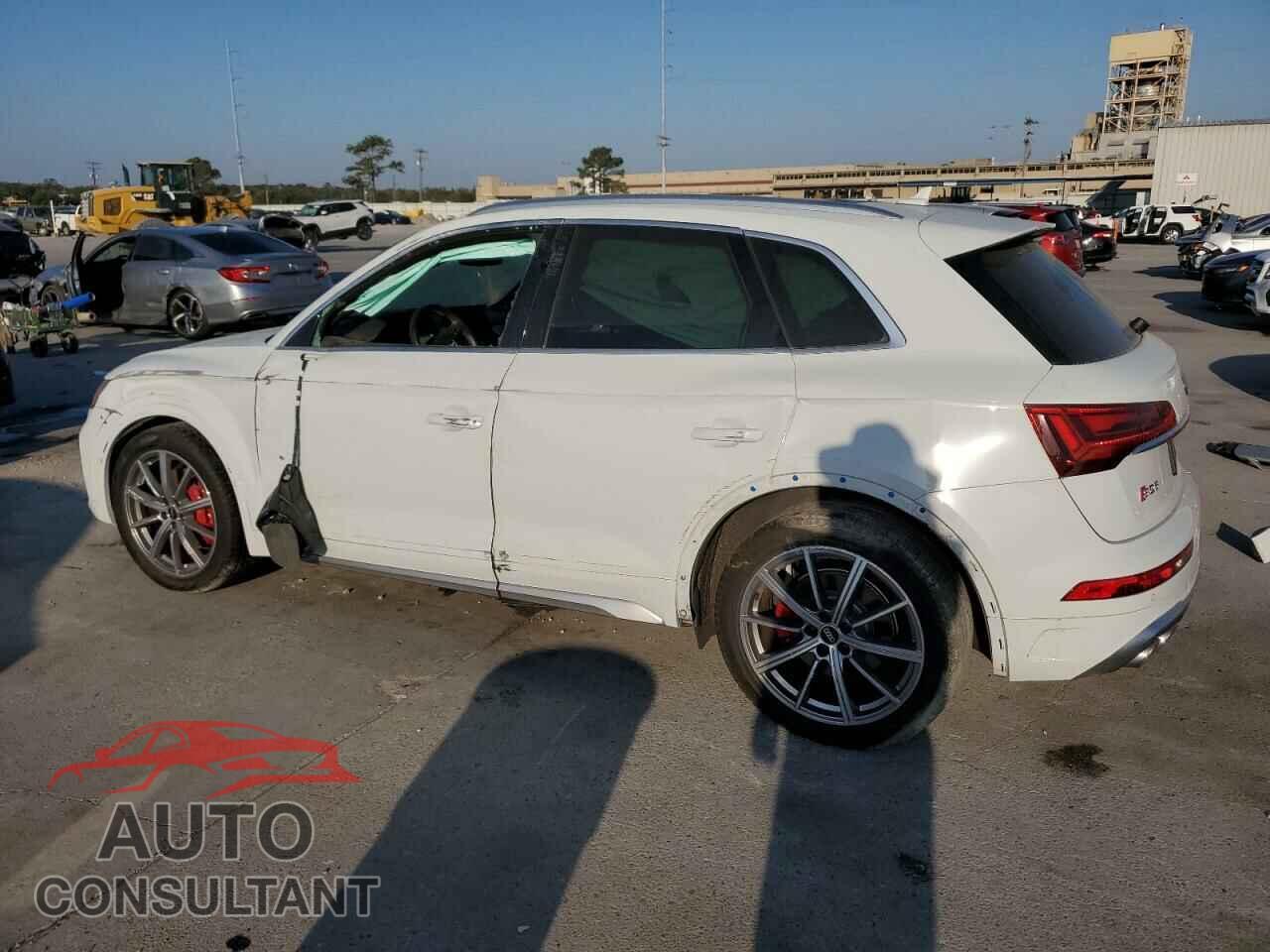AUDI SQ5 2021 - WA1B4AFY4M2047052
