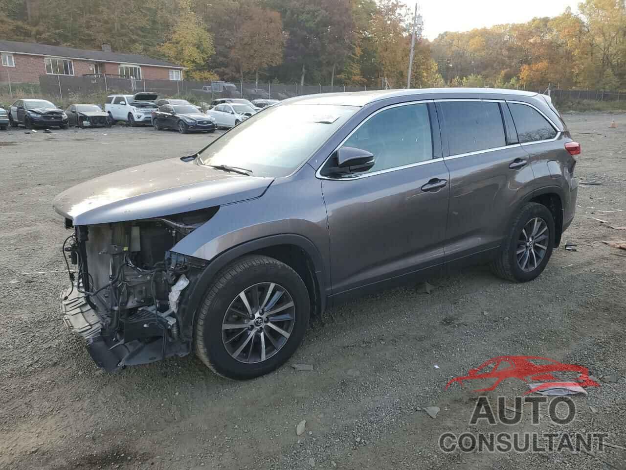 TOYOTA HIGHLANDER 2019 - 5TDJZRFH8KS580495