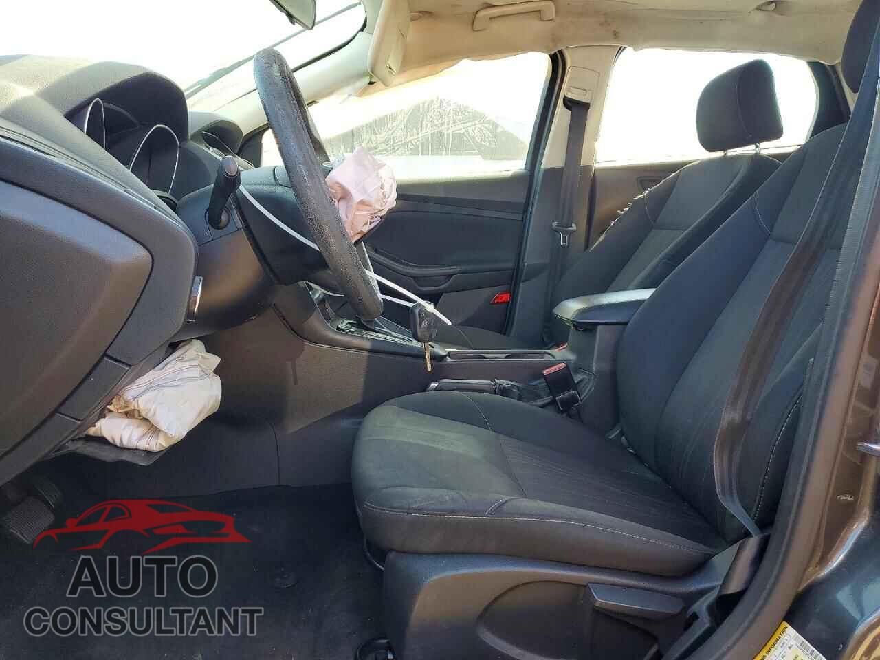 FORD FOCUS 2016 - 1FADP3K22GL348054