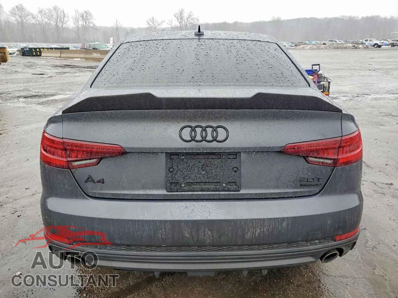 AUDI A4 2018 - WAUDNAF49JA059446