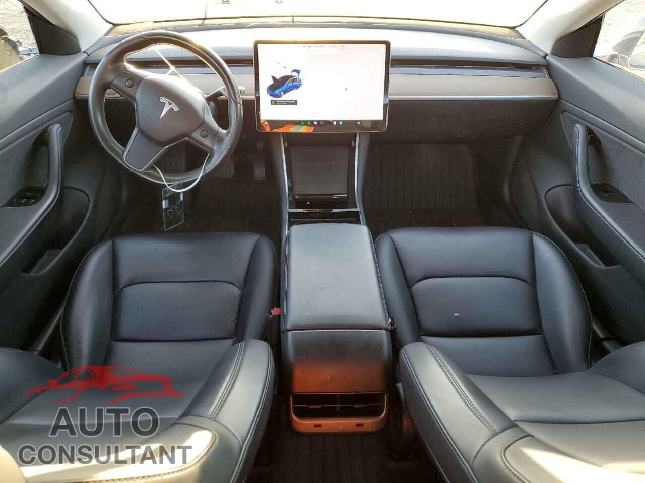 TESLA MODEL 3 2018 - 5YJ3E1EA6JF050037