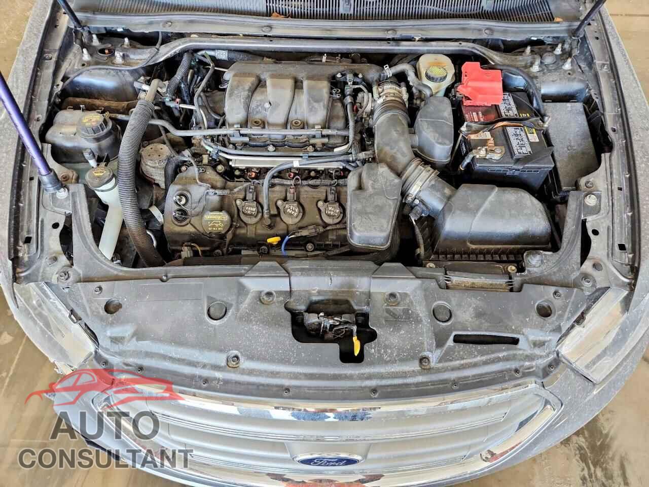 FORD TAURUS 2013 - 1FAHP2E85DG209956